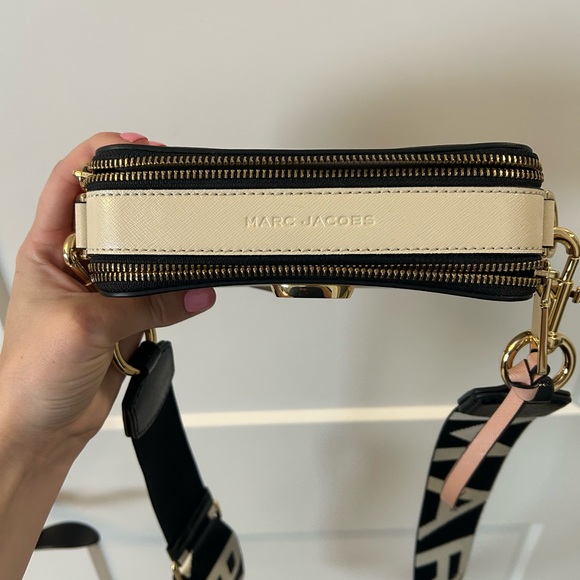 Marc Jacobs Snapshot Bag - Picture 3 of 6
